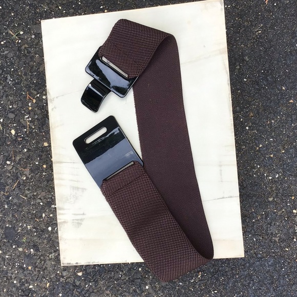 Brown stretchy elastic hook belt OS - Picture 1 of 3